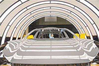 新能源汽車產業 創新驅動發展，新興能源技術研發引領未來